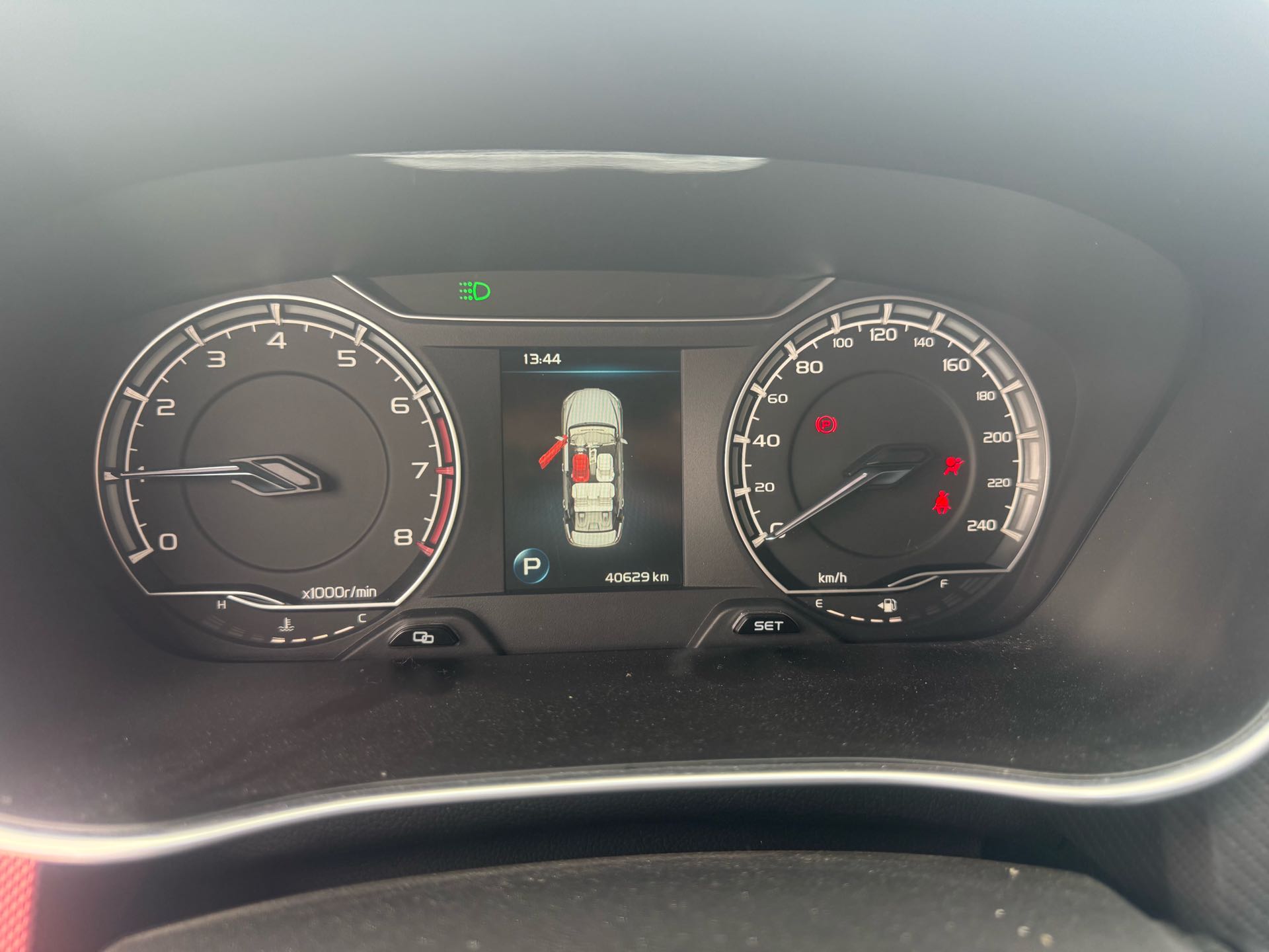 GEELY Binray 2021 #7 GEELY Binray 2021 изображение автомобиля #7