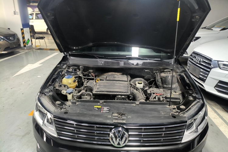 Volkswagen Lavida 2018 car image #20