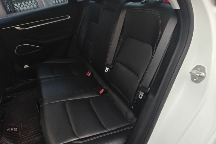 GEELY Emgrand 2021 car image #19