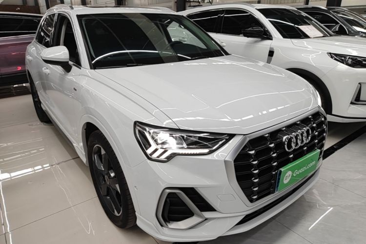 Audi Q3 2023 #4 Audi Q3 2023 car image #4