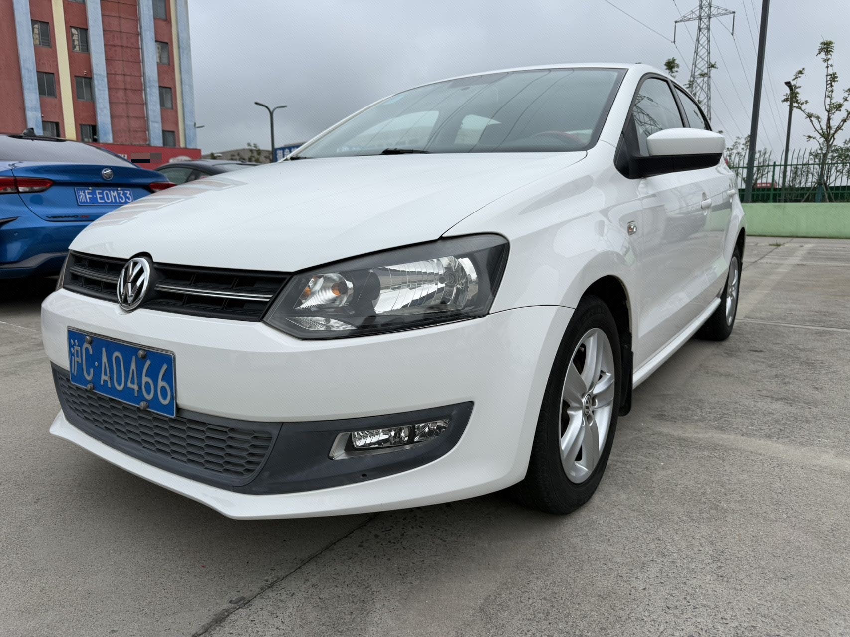 Volkswagen Polo 2012 Volkswagen Polo 2012 car image