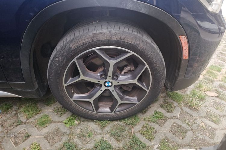BMW X1 2019 car image #9
