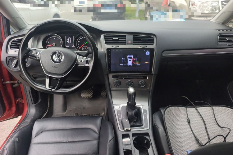 Volkswagen Golf 2016 car image #11