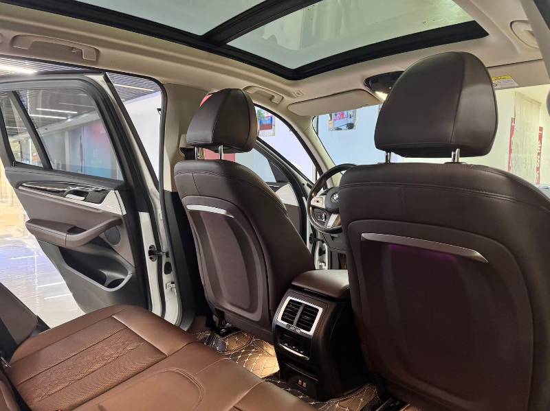 BMW iX3 2023 изображение автомобиля #6
