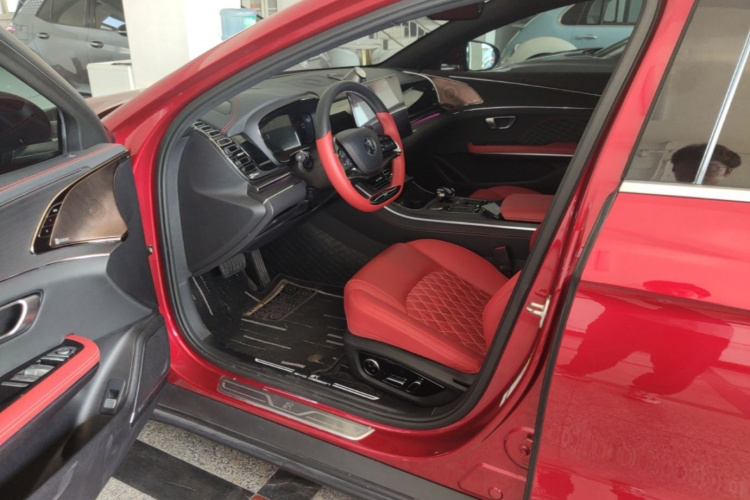 BYD Han 2021 car image #16