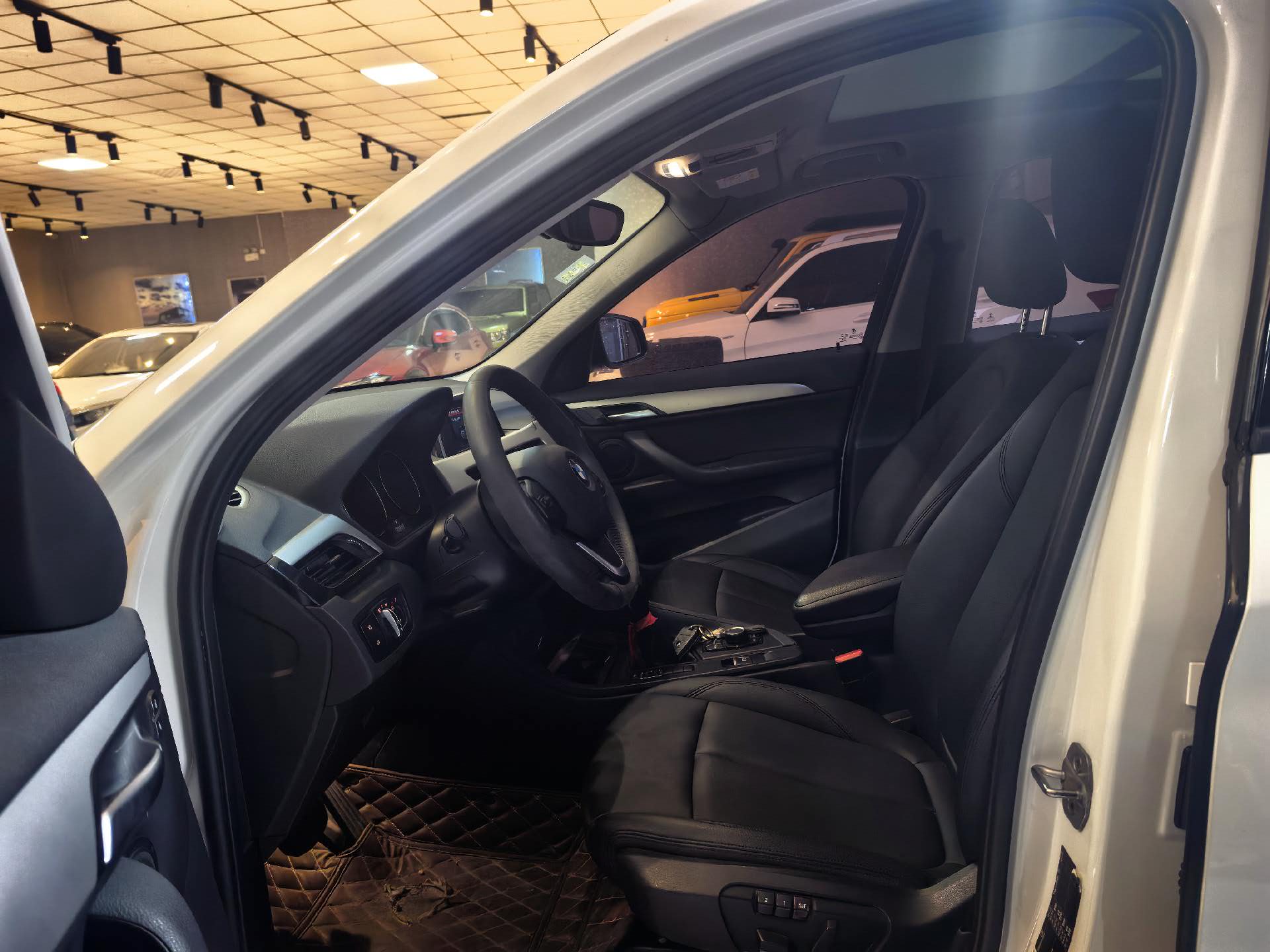 BMW X1 2019 #4 BMW X1 2019 car image #4