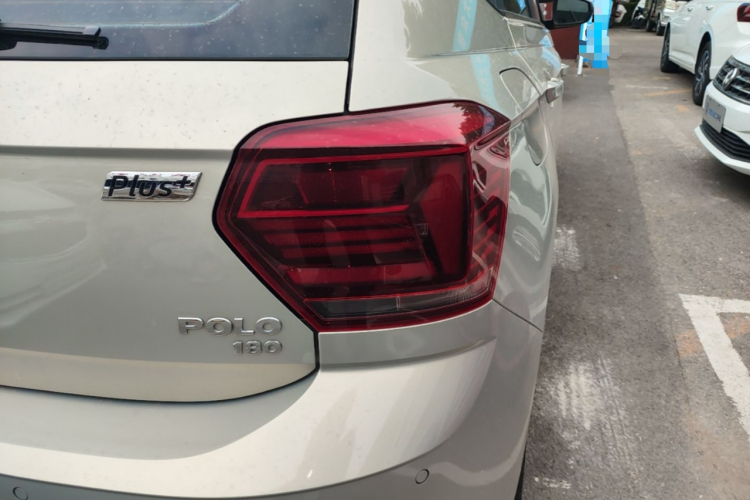 Volkswagen Polo 2020 car image #8