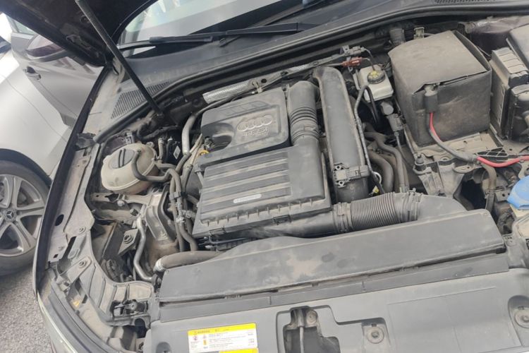 Audi A3 2015 car image #23