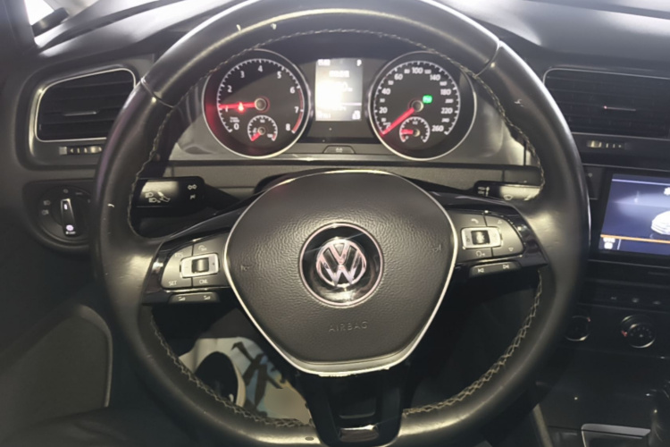 Volkswagen Golf 2018 #15 Volkswagen Golf 2018 car image #15