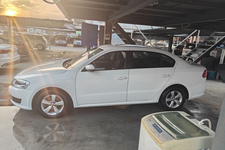 Volkswagen Lavida 2017 car image #6