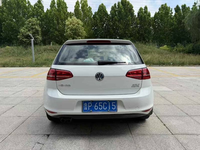 Volkswagen Golf 2016 car image #5
