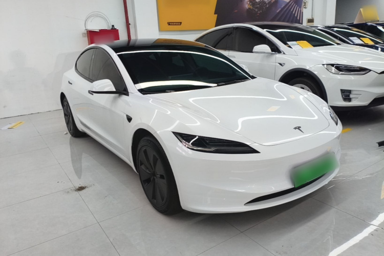 Tesla Model 3 2024 #4 Tesla Model 3 2024 car image #4