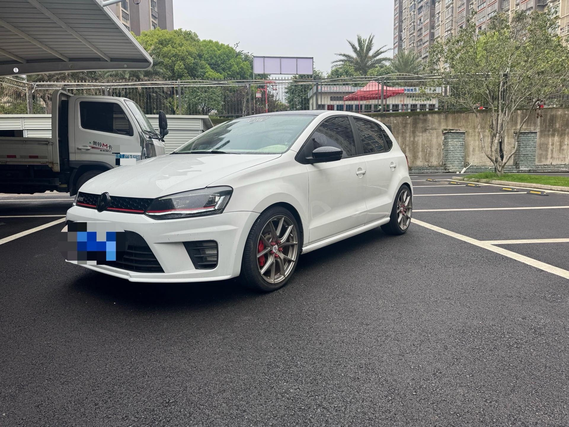 Volkswagen Polo 2017 Volkswagen Polo 2017 car image