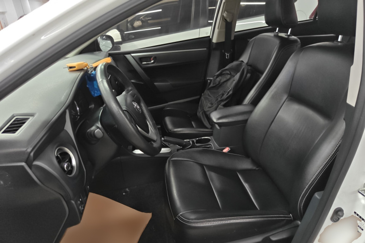 Toyota Corolla 2018 car image #15