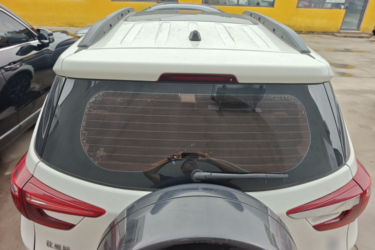 BYD Yuan New Energy 2019 #7 BYD Yuan New Energy 2019 car image #7