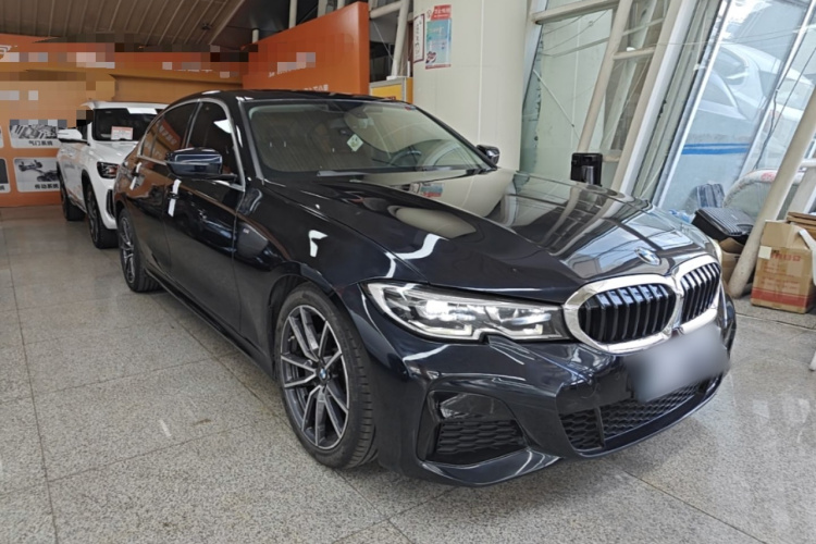 BMW 3 Series 2022 #4 BMW 3 Series 2022 car image #4