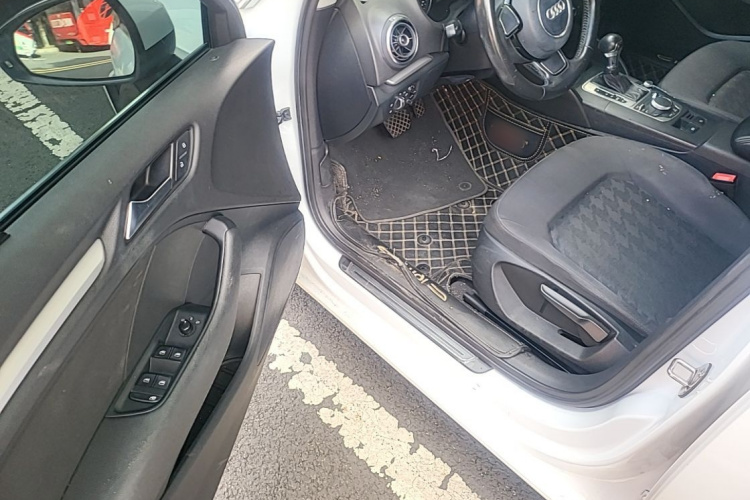 Audi A3 2016 imagem de carro #15
