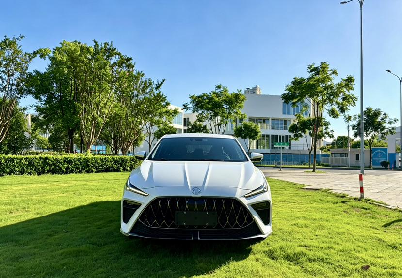 MG 5 Scorpio 2022 #2 MG 5 Scorpio 2022 car image #2