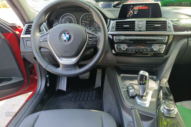 BMW 3 Series 2016 car image #11