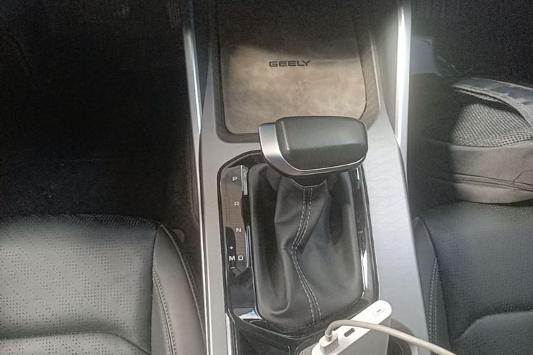 GEELY Emgrand 2023 immagine di auto #14