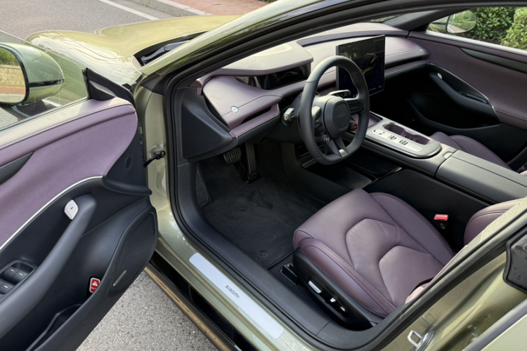 MI SU7 2025 car image #12