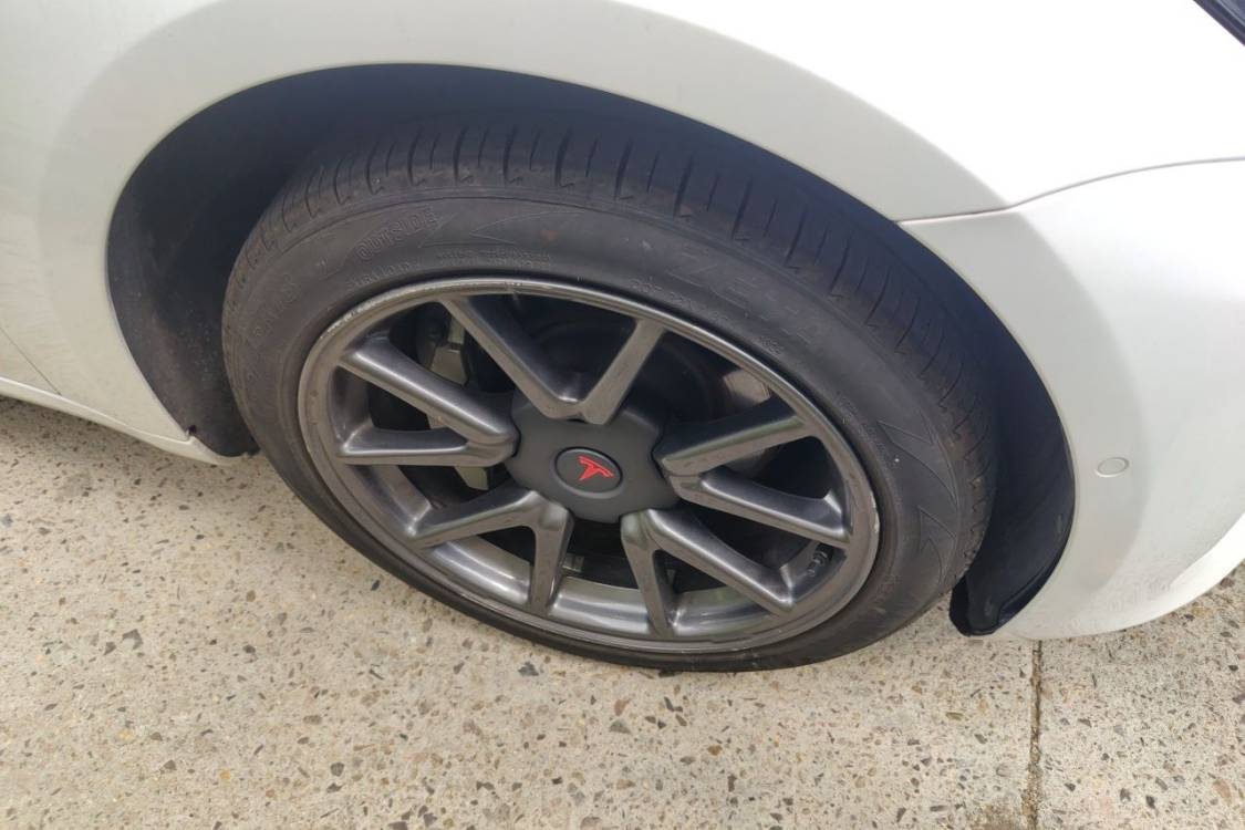 Tesla Model 3 2020 صورة سيارة #9