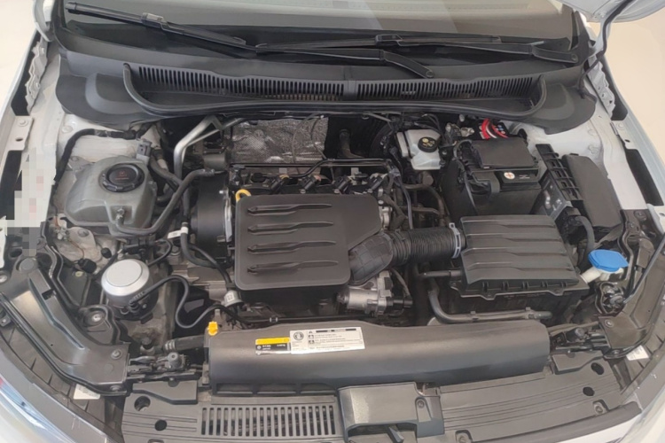 Volkswagen Polo 2022 car image #22