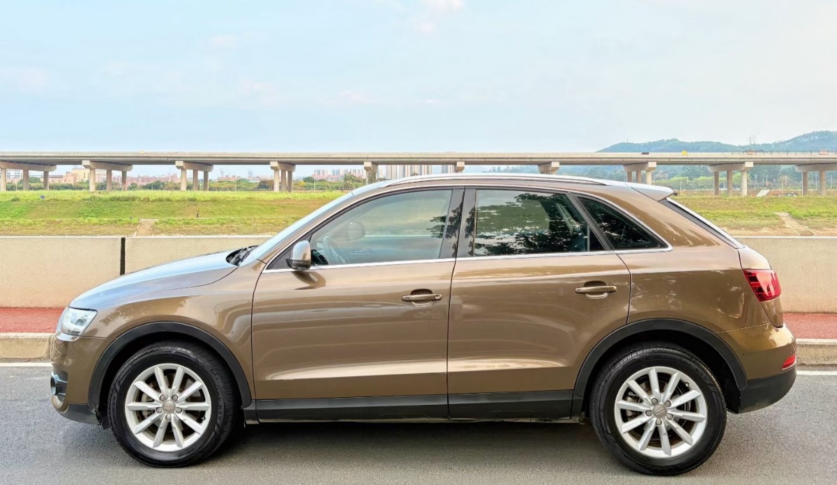 Audi Q3 2014 immagine di auto #5
