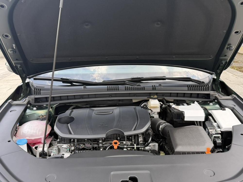GEELY Emgrand 2025 car image #7