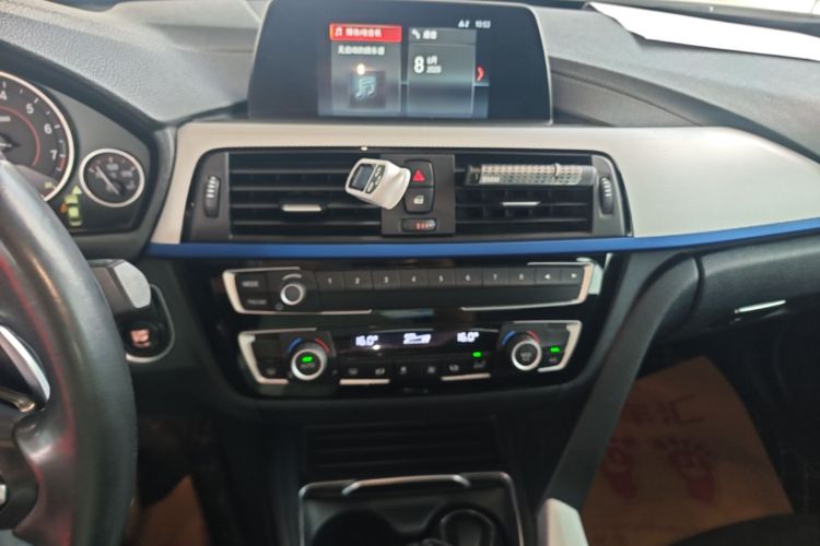BMW 3 Series 2018 #13 BMW 3 Series 2018 car image #13