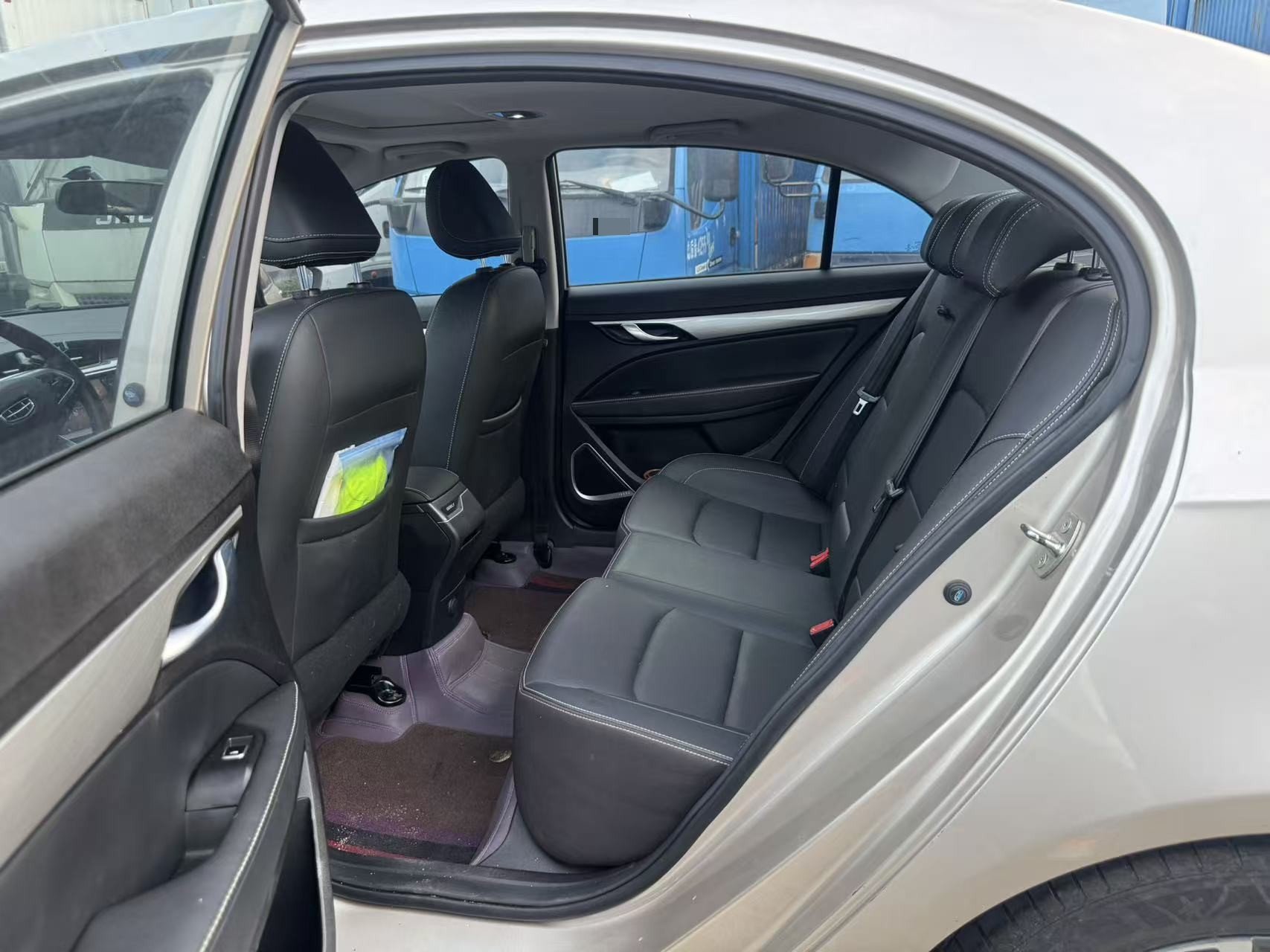 GEELY Emgrand 2021 car image #10