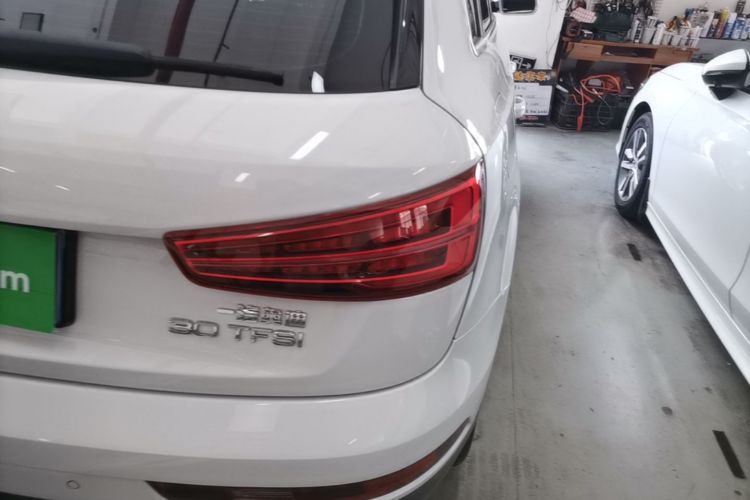 Audi Q3 2019 #8 Audi Q3 2019 car image #8