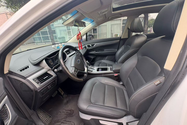 GEELY Emgrand GS 2018 #10 GEELY Emgrand GS 2018 car image #10