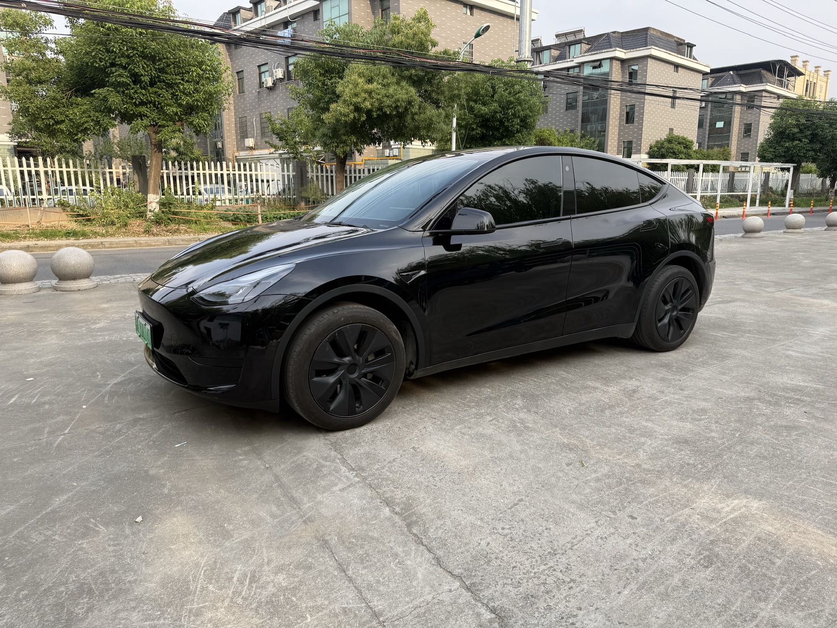 Tesla Model Y 2024 Tesla Model Y 2024 car image