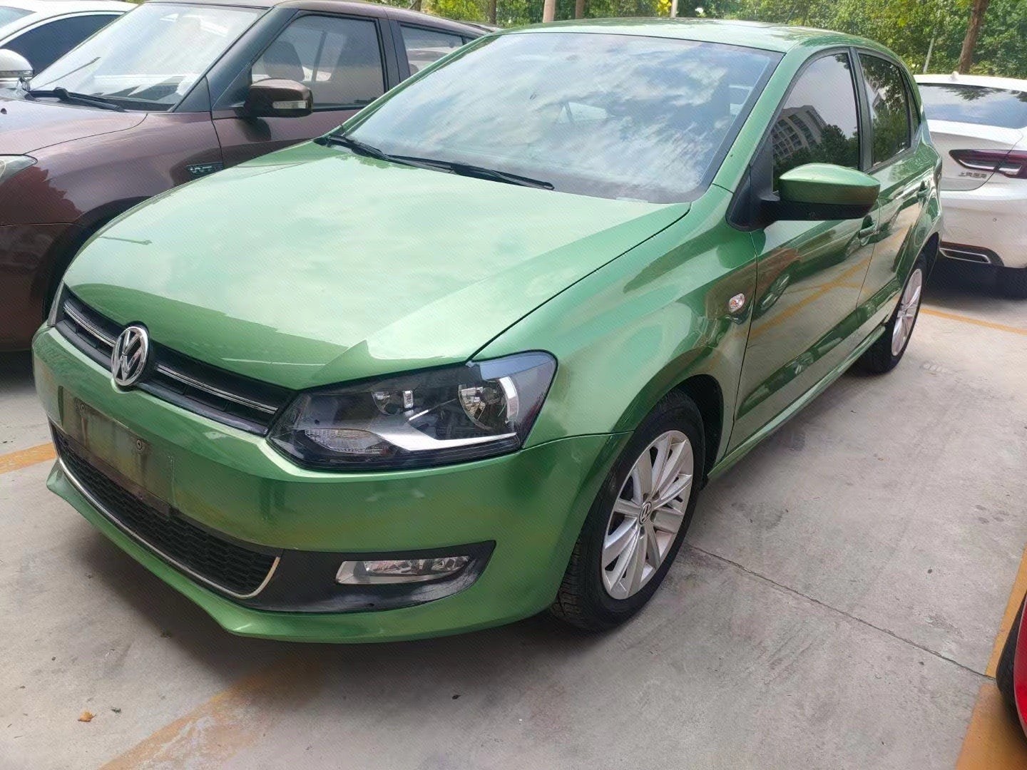 Volkswagen Polo 2013 Volkswagen Polo 2013 car image