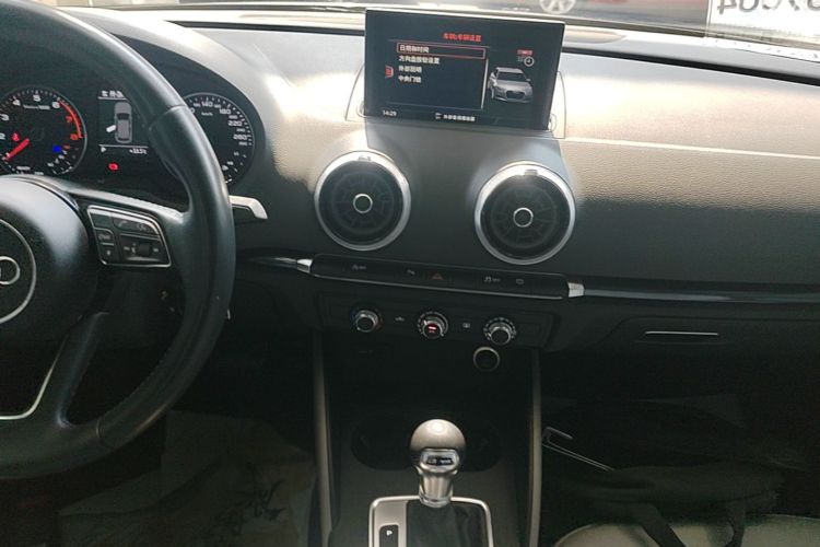 Audi A3 2019 #13 Audi A3 2019 car image #13