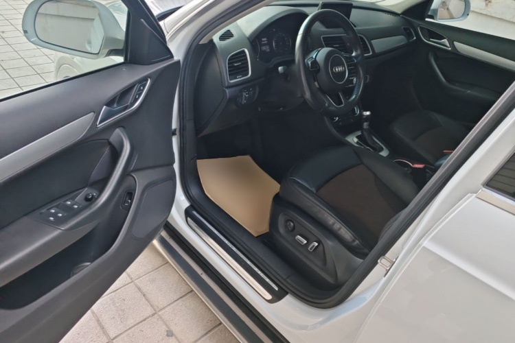 Audi Q3 2018 #12 Audi Q3 2018 car image #12