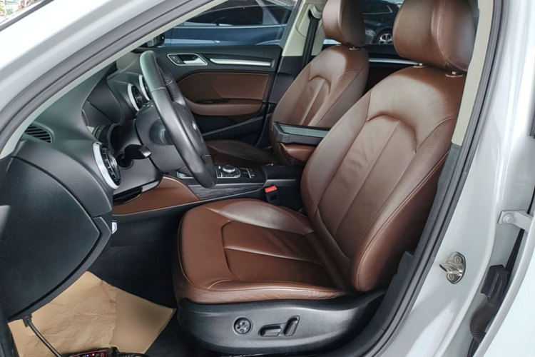 Audi A3 2016 immagine di auto #15