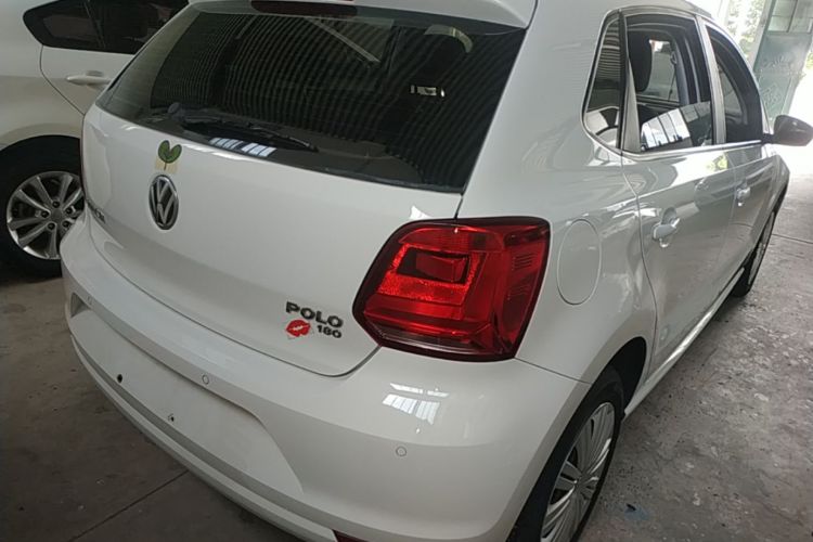 Volkswagen Polo 2017 car image #7