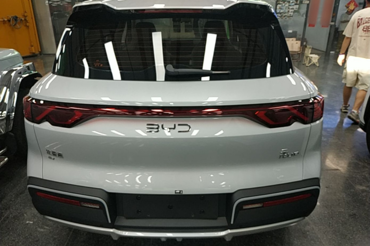 BYD YuanUP 2024 immagine di auto #4