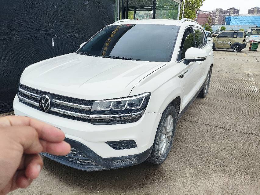 2022 car image 