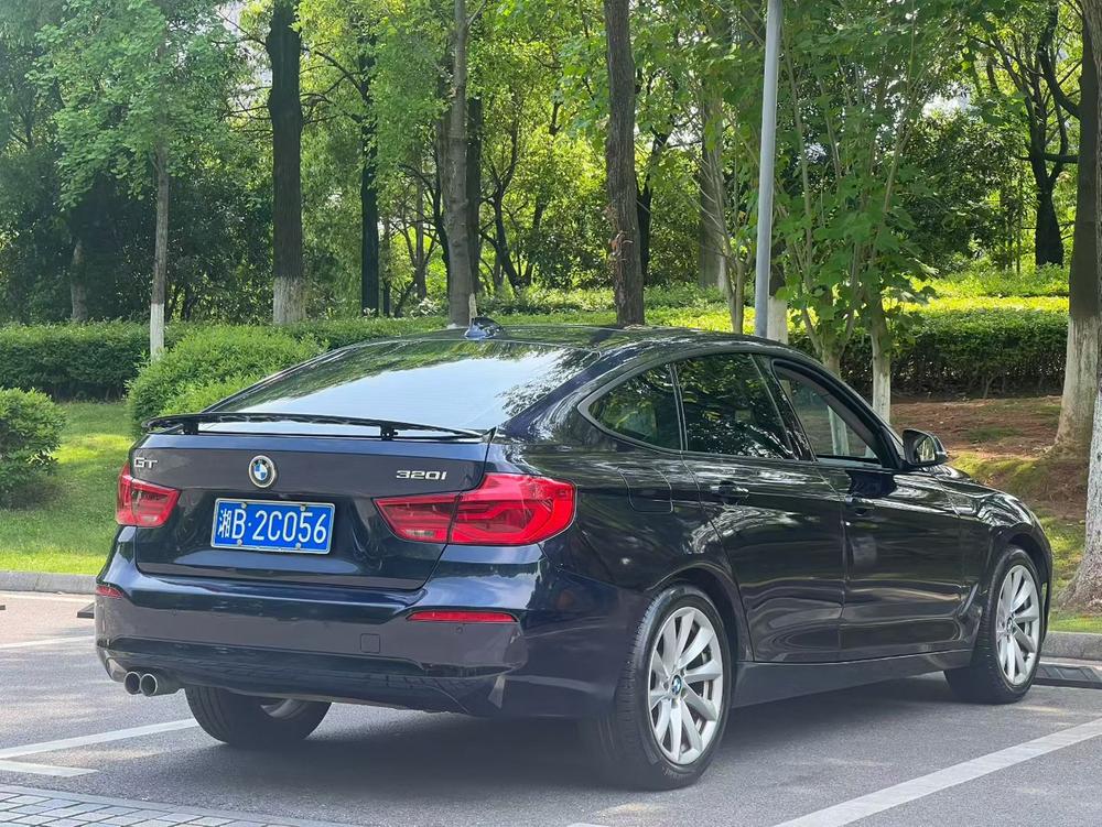 BMW 3 Series GT 2019 car image #6