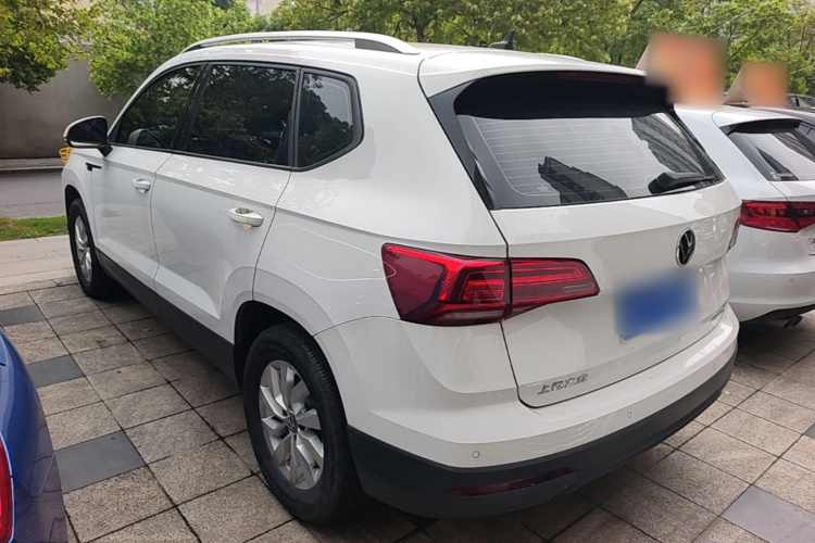 Volkswagen Tharu 2023 car image #7