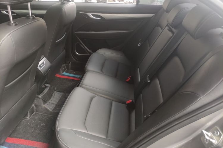 GEELY Emgrand 2020 car image #17