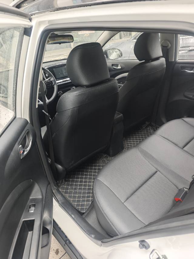Kia KX1 2025 car image #2