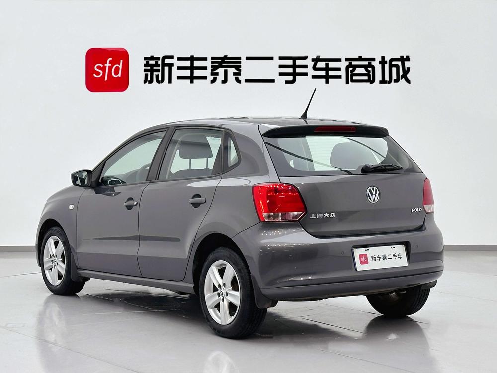 Volkswagen Polo 2012 car image #4
