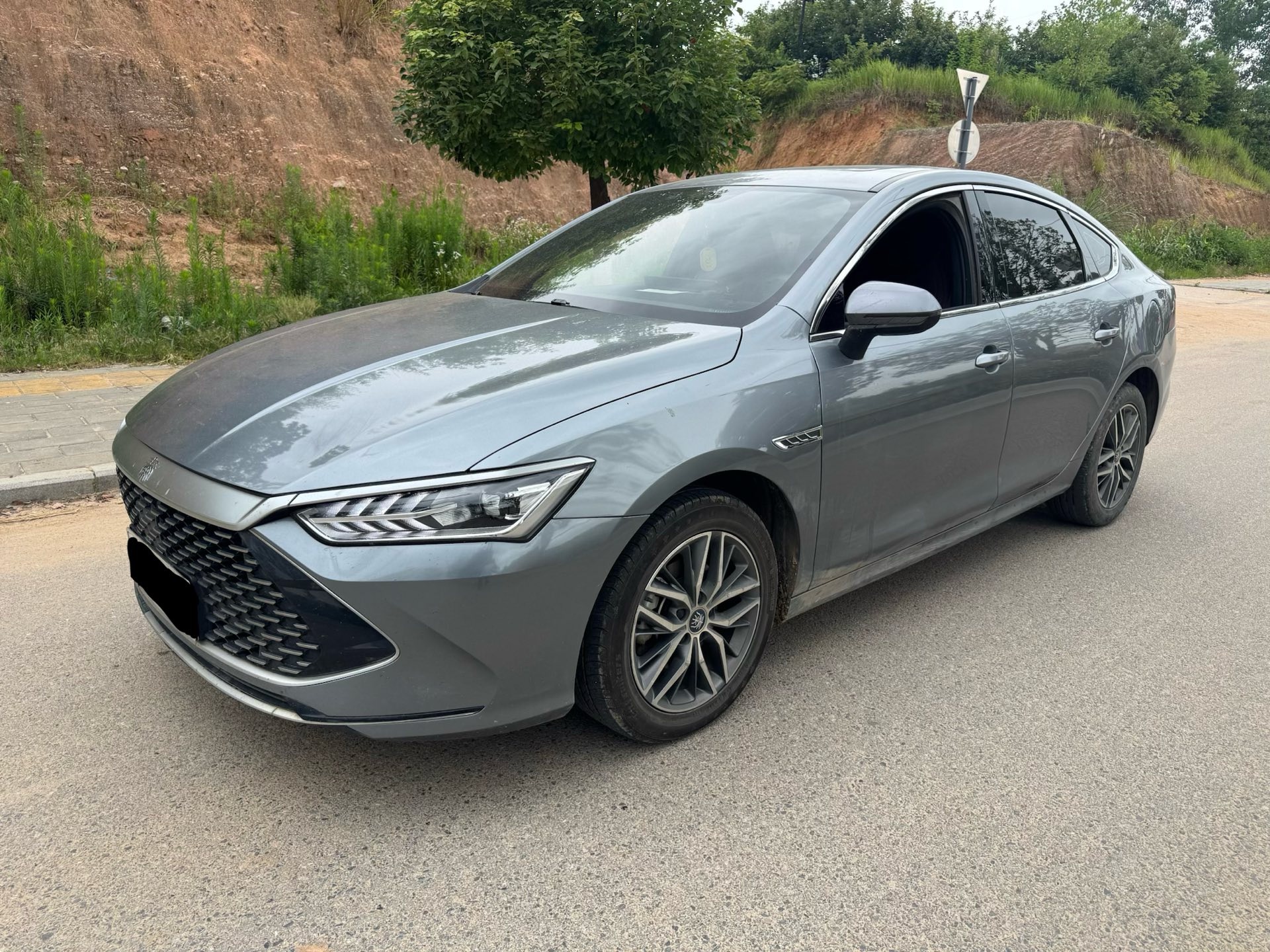 BYD Qin Plus 2023 BYD Qin Plus 2023 car image