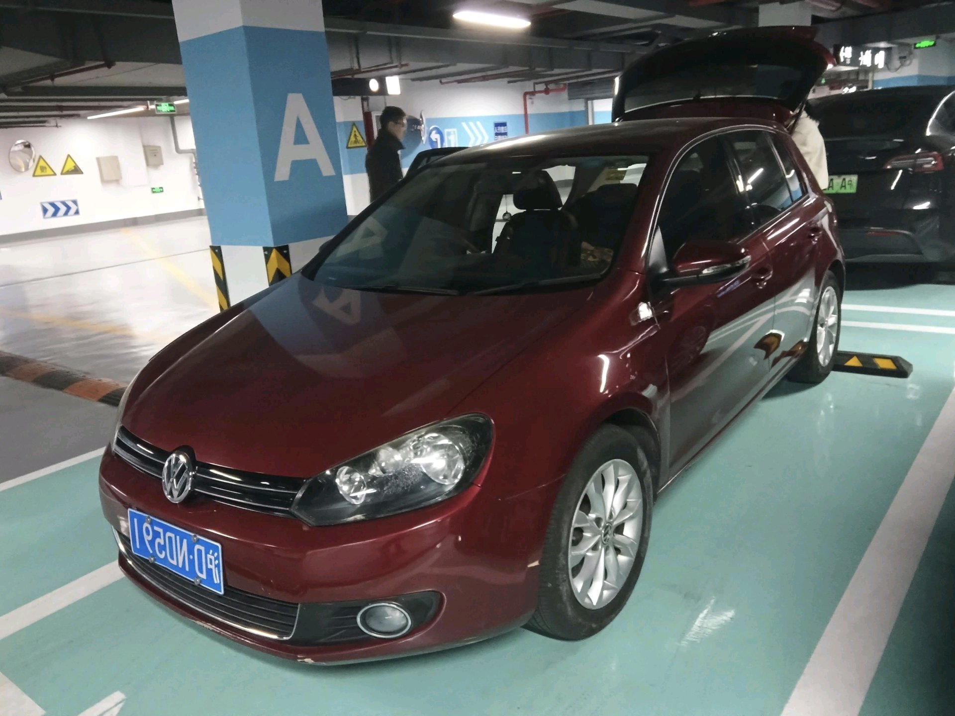 Volkswagen Golf 2014 Volkswagen Golf 2014 car image