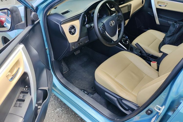 Toyota Corolla 2017 car image #16