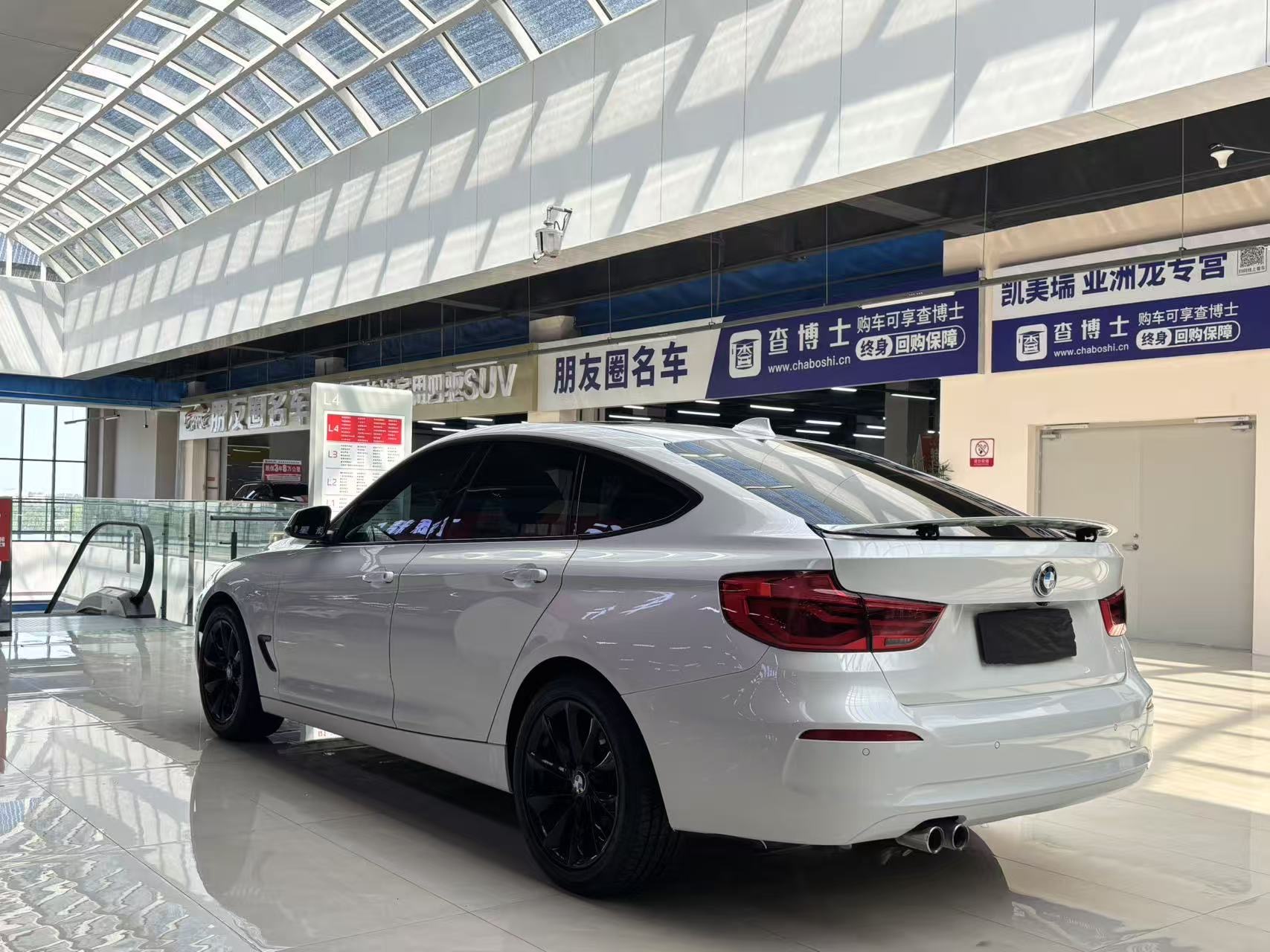BMW 3 Series GT 2019 car image #9